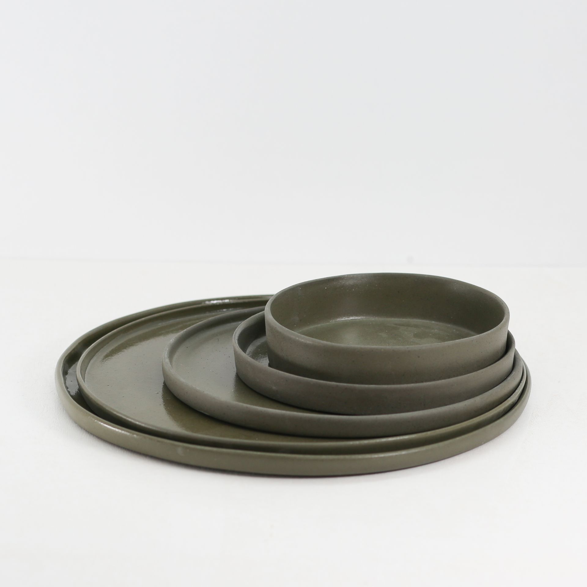 El yapımı Seramik Yuvarlak Servis Tabağı - 22 cm - Görsel 17