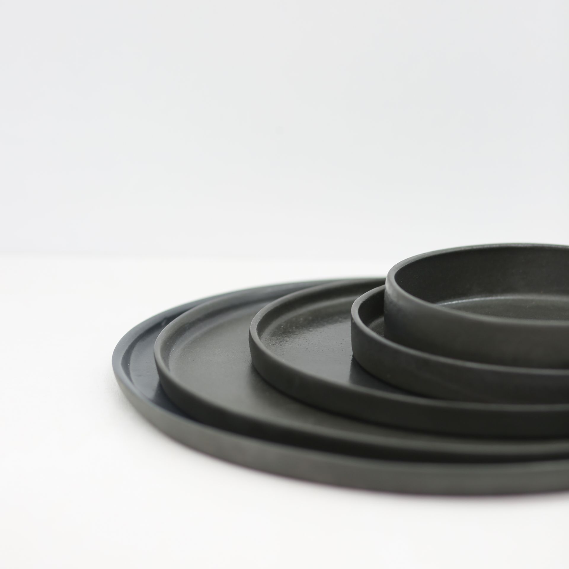 El yapımı Seramik Yuvarlak Servis Tabağı - 22 cm - Görsel 3